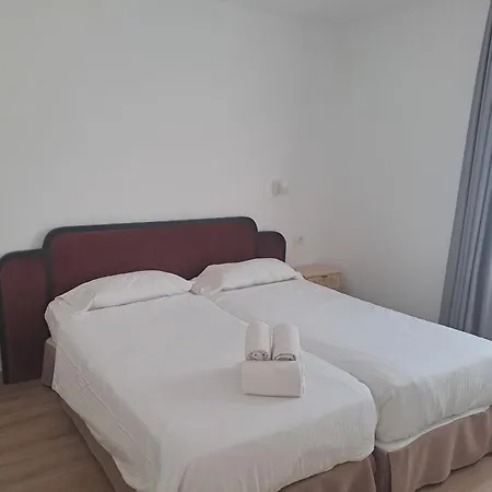 Apart-hotel Alisios 13 3*